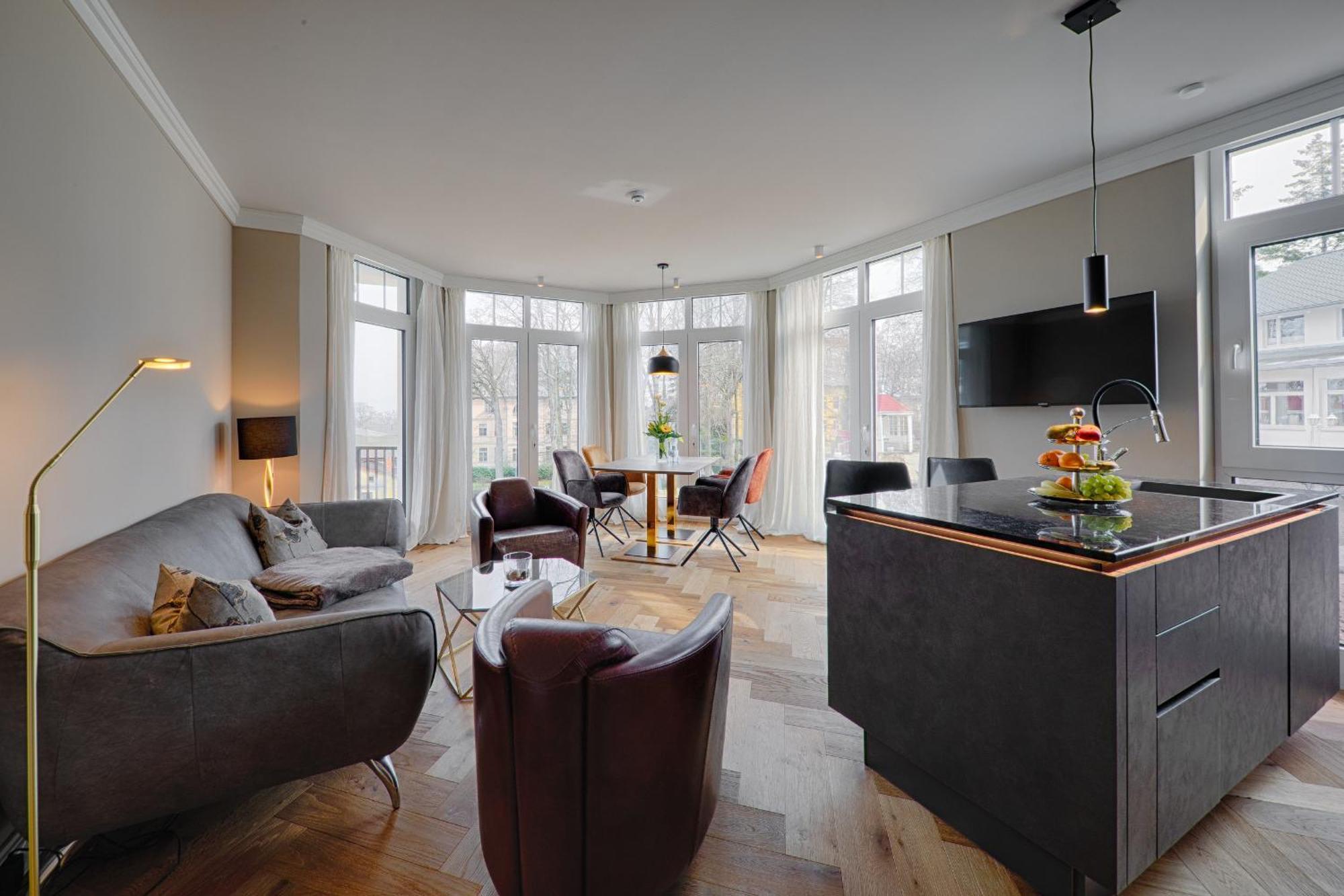 Meeressterne Schlossappartements Heringsdorf Bagian luar foto